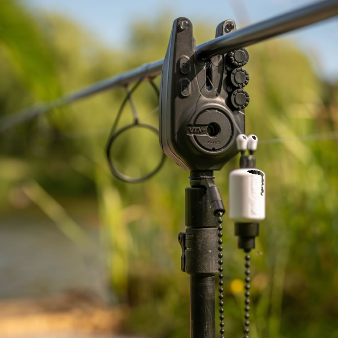 Set Avertizoare AVID CARP VTX+ Bite Alarm Set 4+1