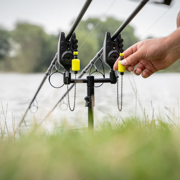 Set Avertizoare AVID CARP VTX+ Bite Alarm Set 4+1