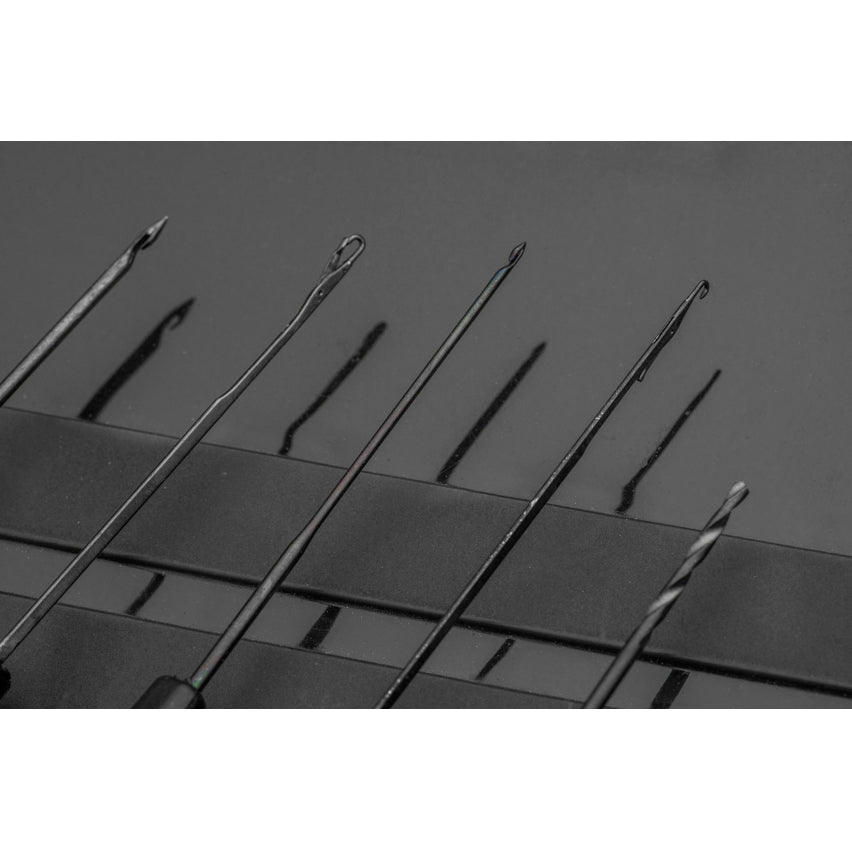 Set Crosete si Foarfeca KORUM Baiting Tool &amp; Scissor Set