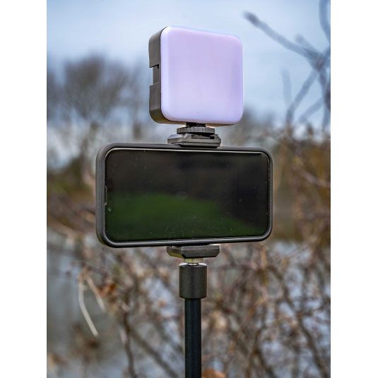 Suport KORUM Pentru Telefon Self Take Station