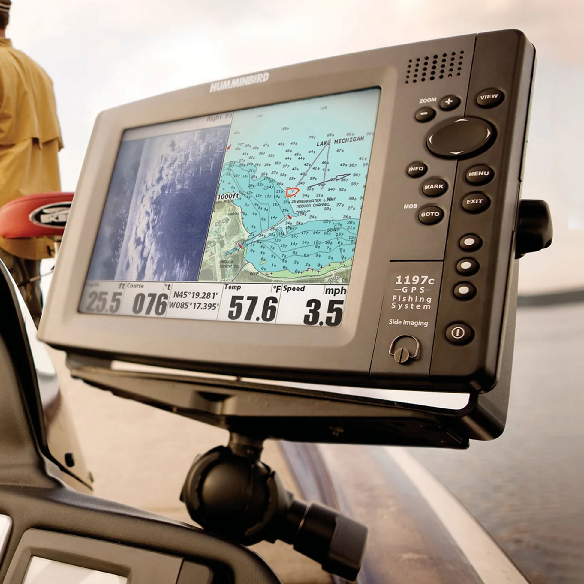 Suport Sonar RAM Mounts Large Marine Electronics Mount - D Size Short