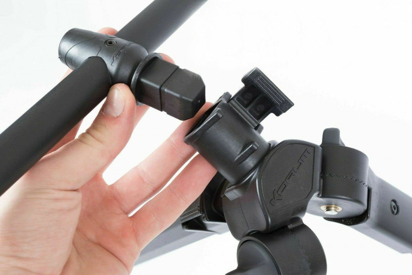TRIPOD KORUM BARBEL DOUBLE RIVER 2 POSTURI