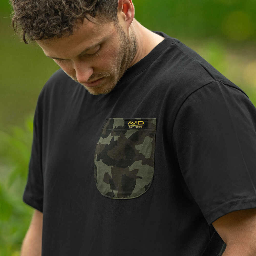 Tricou Avid Carp Cargo T-Shirt Black