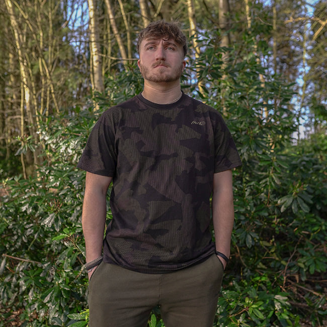 Tricou Avid Carp Distortion Camo T-Shirt