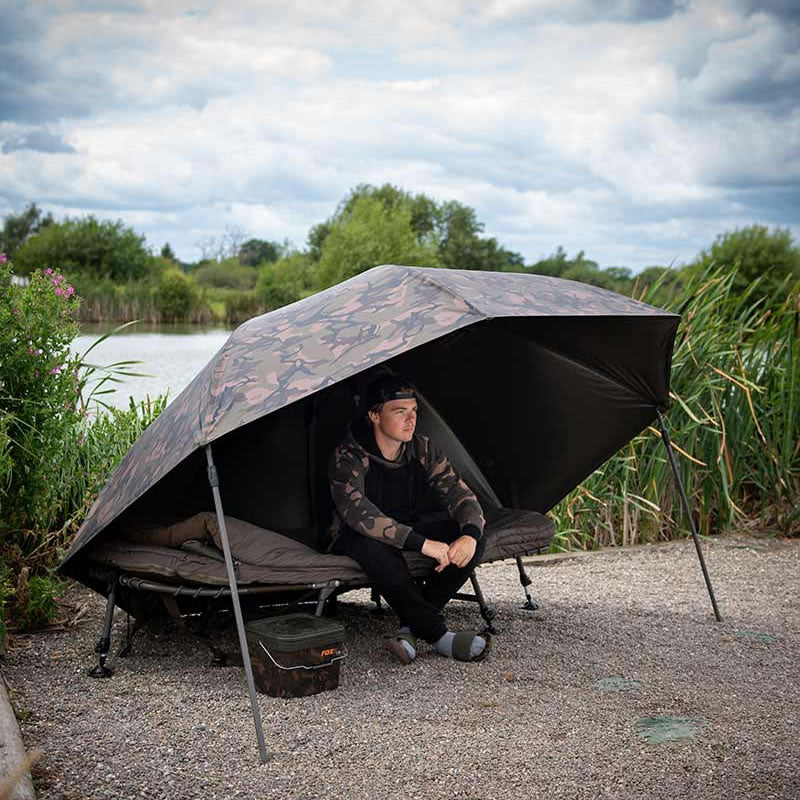 Umbrela FOX 60 Inch Camo Brolly 300cm