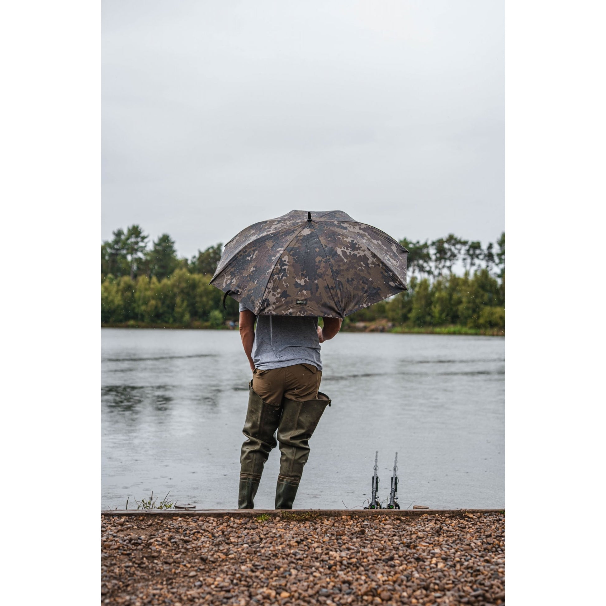 Umbrela KORDA Compac Umbrella Dark Kamo